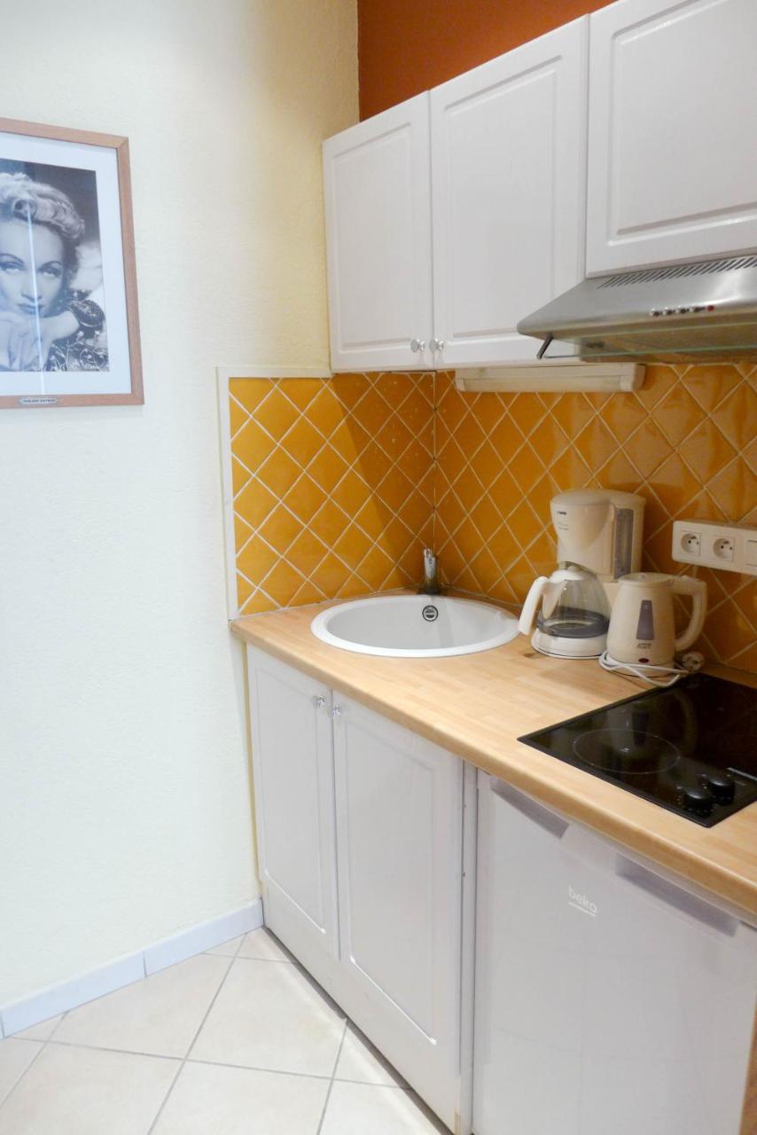 Residence Yolande Канны Экстерьер фото