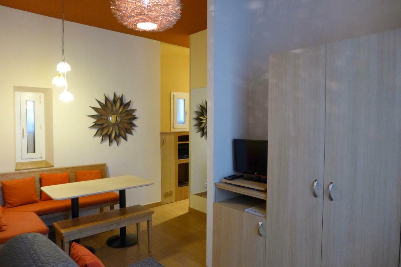 Residence Yolande Канны Экстерьер фото